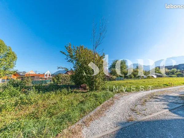 Terrain 780 m² SAINT JORIOZ