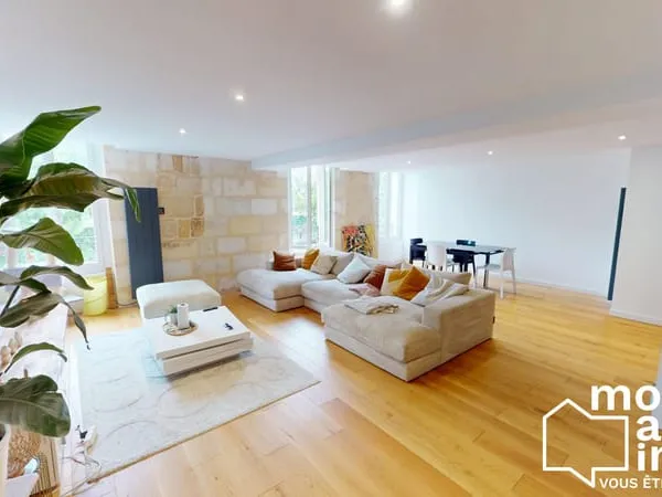 Bureaux atypiques en Duplex - 102 m² - Bordeaux Belcier / G