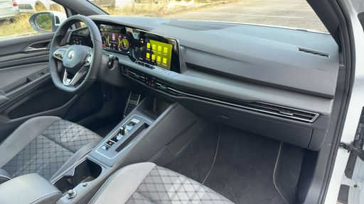 Volkswagen Golf 1.5 eTSI 130 DSG7 - R-Line – 2022 – 39538 km – Hybride essence – Boîte Automatique — photo 50