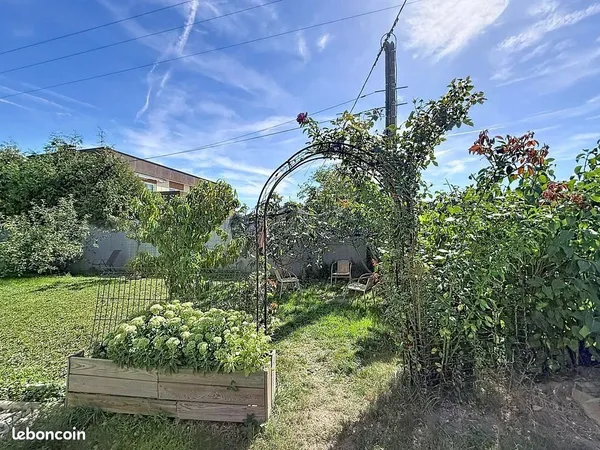 Maison 4 pièces 160 m²