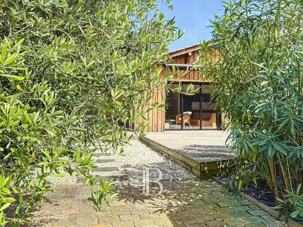 Villa 6 pièces 130 m²
