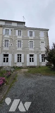 Maison 23 pièces 500 m²
