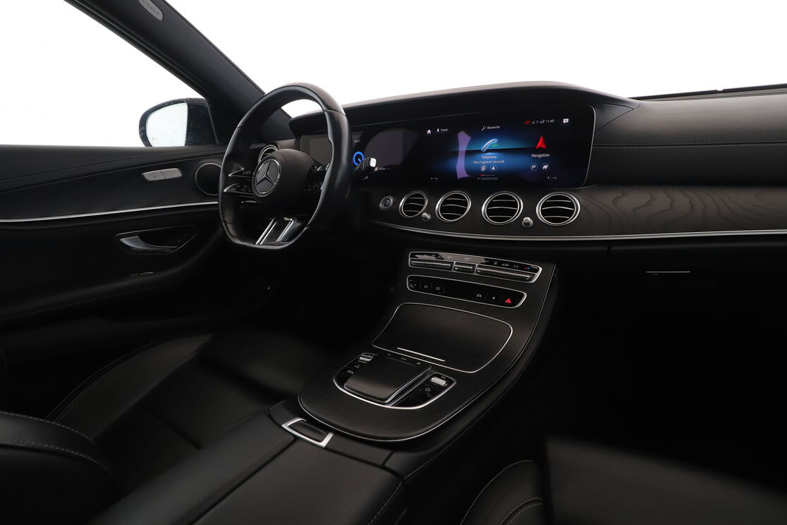 Mercedes-Benz Classe E 300 de AMG Line 9G-Tronic — photo 12