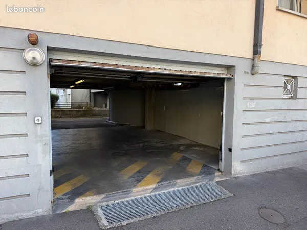 Loue place de parking - Strasbourg neudorf