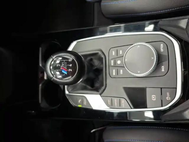 Bmw Serie 1 118i 136 ch — photo 29
