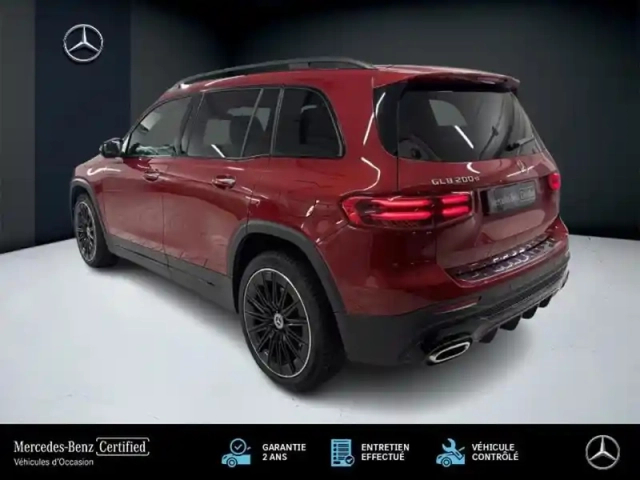 Mercedes Glb 200 d amg line — photo 23