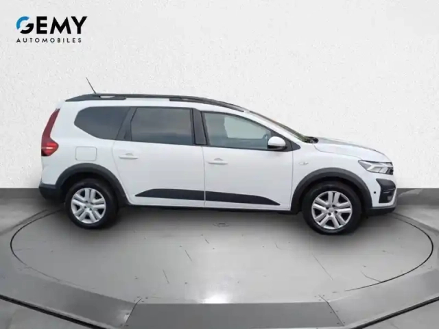 Dacia Jogger tce 110 5 places — photo 4