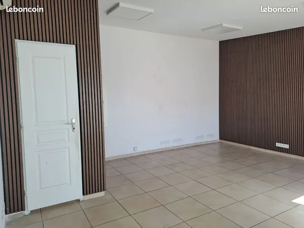 Bureau / professionnel / commercial / stockage