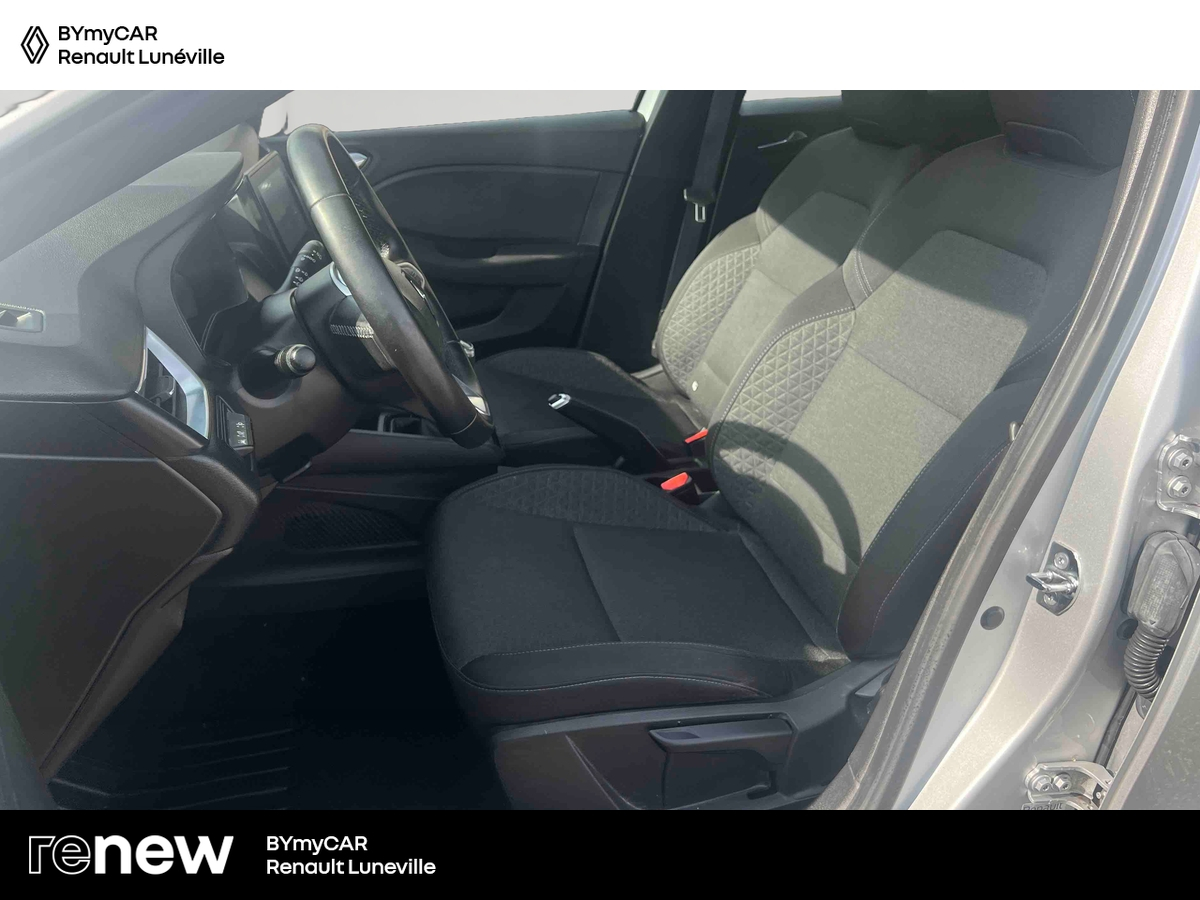 Renault Clio TCe 90 - 21N — photo 11
