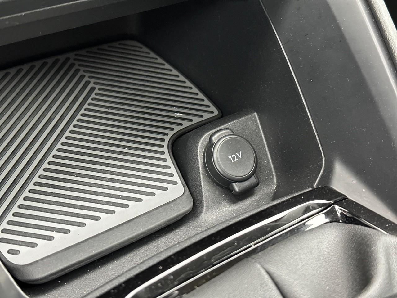 Citroën C4 puretech 130 s&s bvm6 feel pack — photo 30