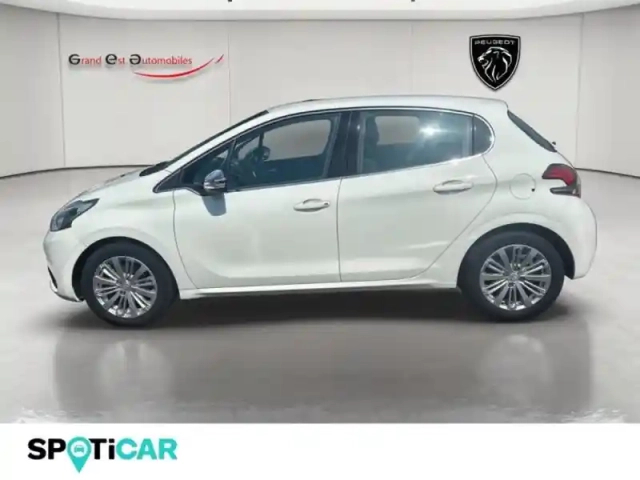 Peugeot 208 1.2 puretech 110ch allure s&amp;s 5p — photo 4