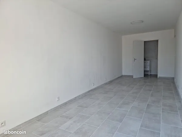 Local commercial