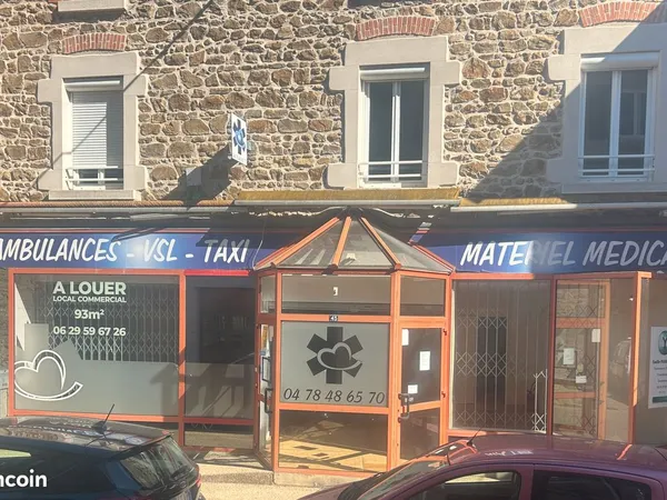 Local Commercial à Louer 97 m² - St Martin en Haut