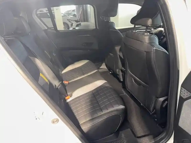 Renault 4 renault  e-tech electrique 150 ch autonomie confort — photo 16