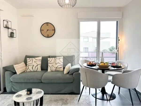Appartement à louer — Beausoleil