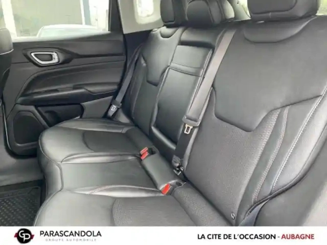 Jeep Compass 1.3 turbo t4 240ch phev 4xe trailhawk at6 eawd — photo 10