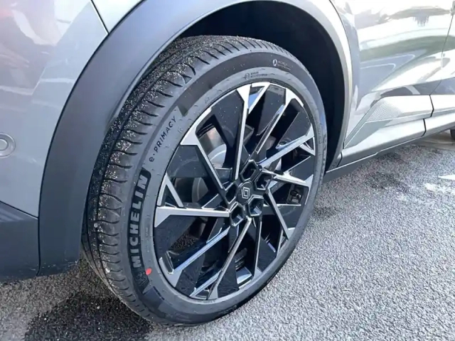 Renault Scenic e-tech electrique 220 ch grande autonomie — photo 19