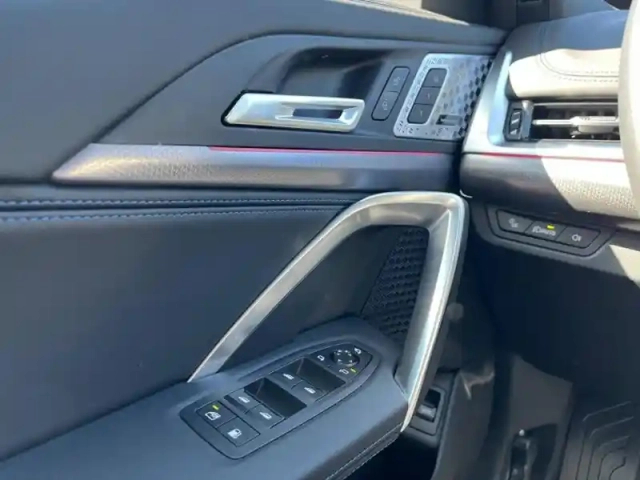 Bmw X1 xdrive25e 245ch m sport — photo 14