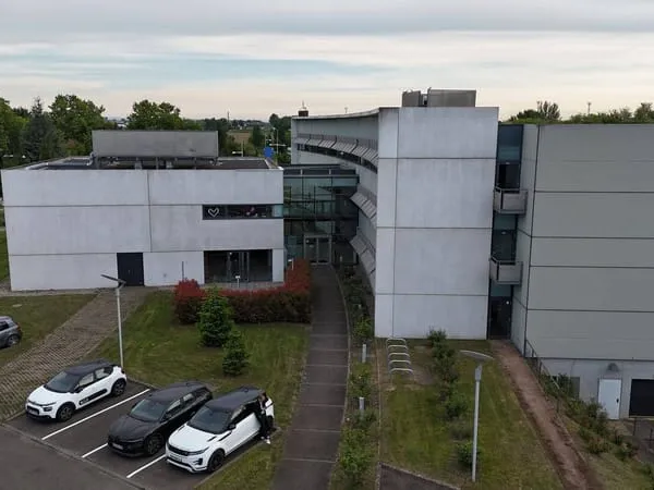 Bureaux 78 m²