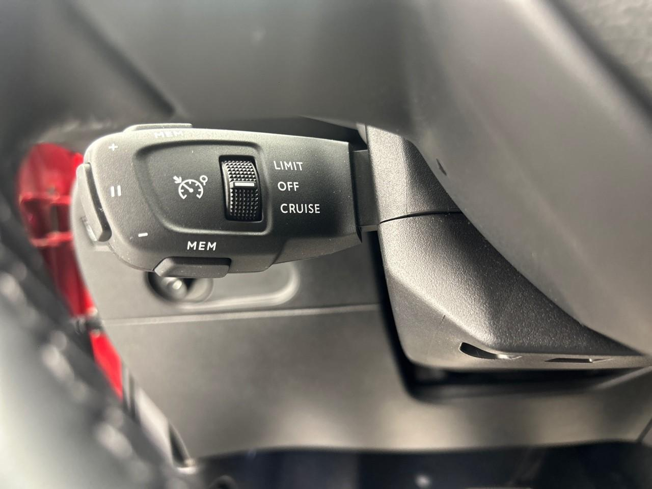 Ds Ds 3 crossback puretech 130 eat8 montmartre — photo 21