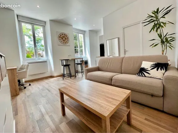 Appartement Location Angers 1p 22m² 700€