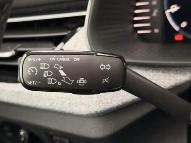 Skoda Kamiq 1.0 tsi evo 2 116ch clever edition — photo 13