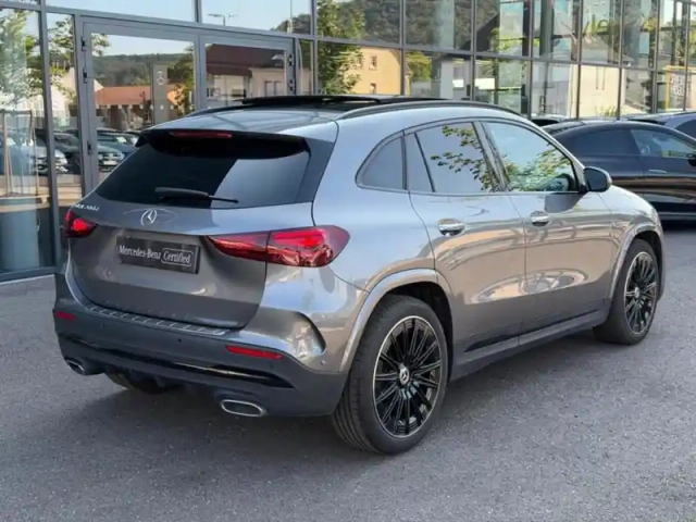 Mercedes Gla 200 d amg line — photo 25