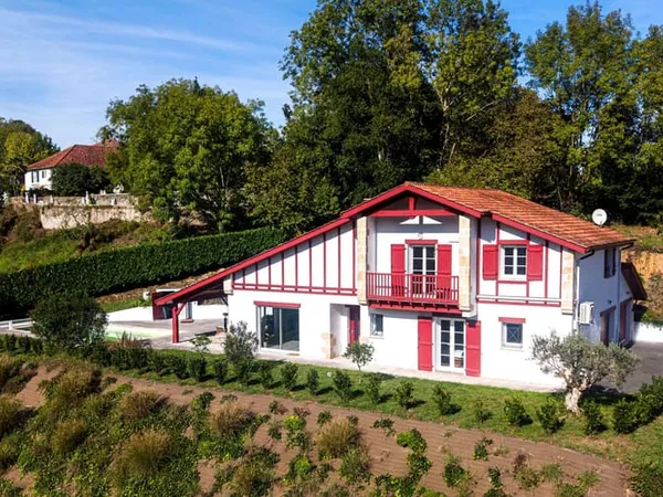Maison 5 pièces 165 m²