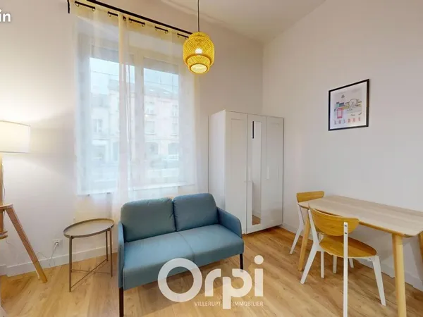 Studio 1 pièce 11 m²