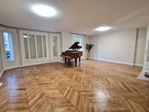 Appartement 4 pièces 139 m²
