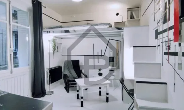 Buttes Chaumont - Charmant studio meublé de 15 m² avec mezzanine