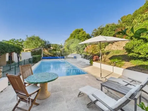 Villa 5 pièces 140 m²