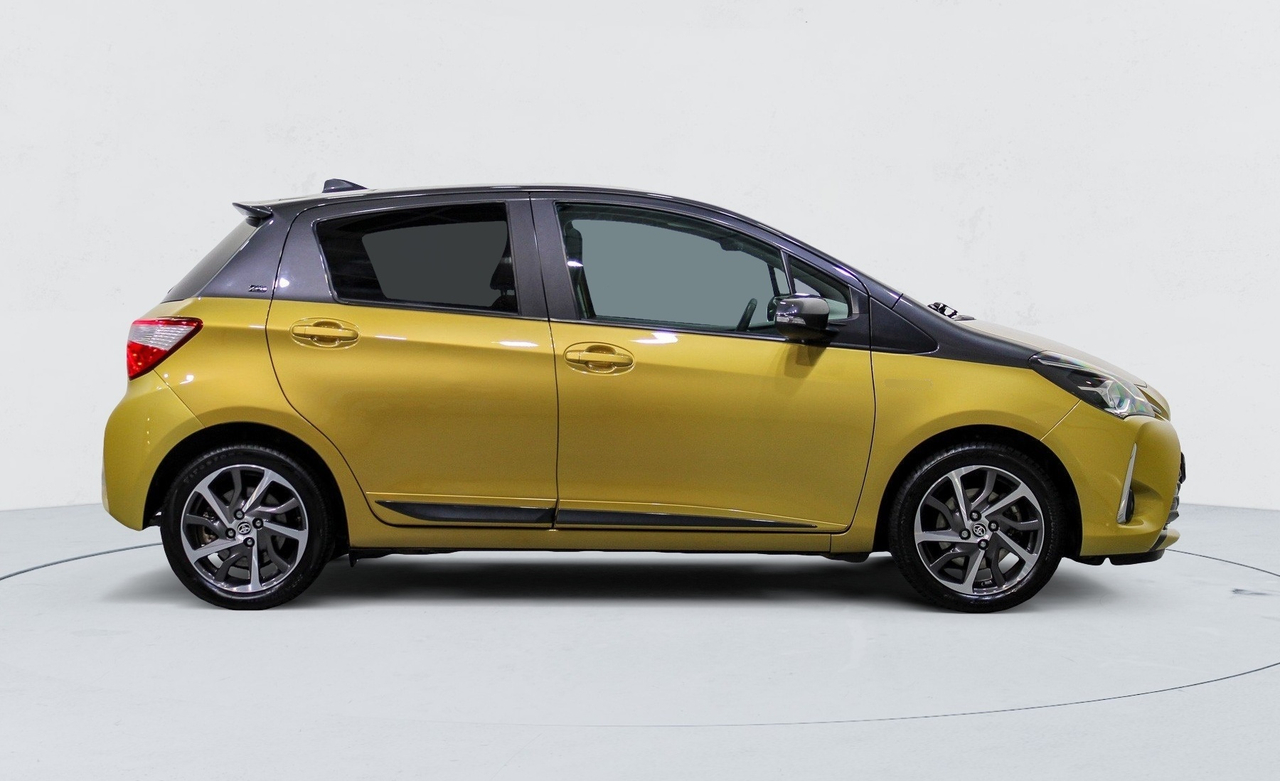 Toyota Yaris 3 — photo 6
