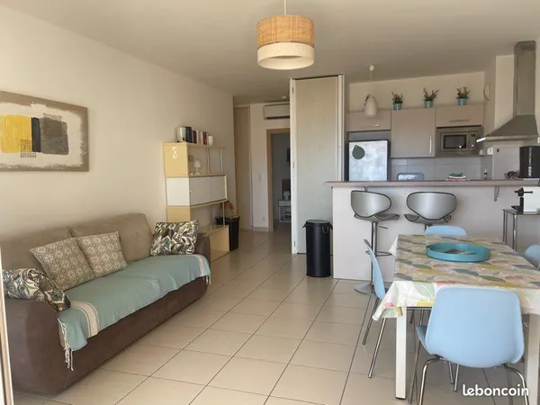 Calvi. Loue appartement 57m2 dans résidence. 1er Octobre au 31 Avril 2027