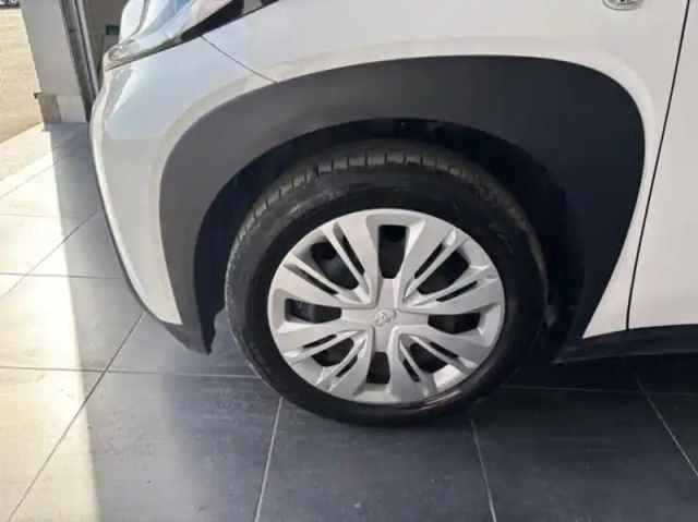 Toyota Aygo X 1.0 vvt-i 72ch dynamic my23 — photo 8