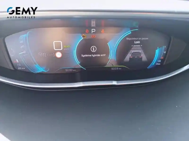 Peugeot 3008 hybrid 225 e-eat8 — photo 17