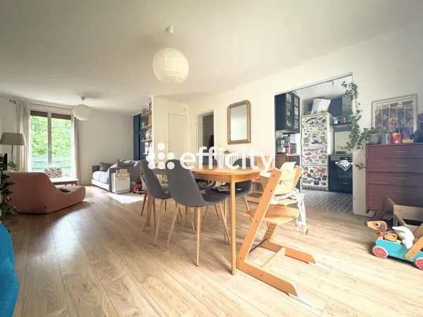 Appartement 4 pièces 77 m²