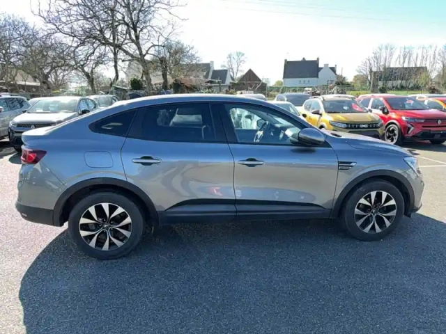 Renault Arkana mild hybrid 140 edc fap - 22 — photo 64