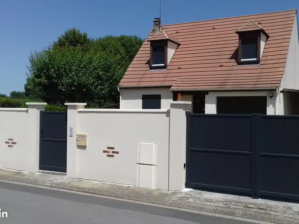 Maison individuel clos de mur