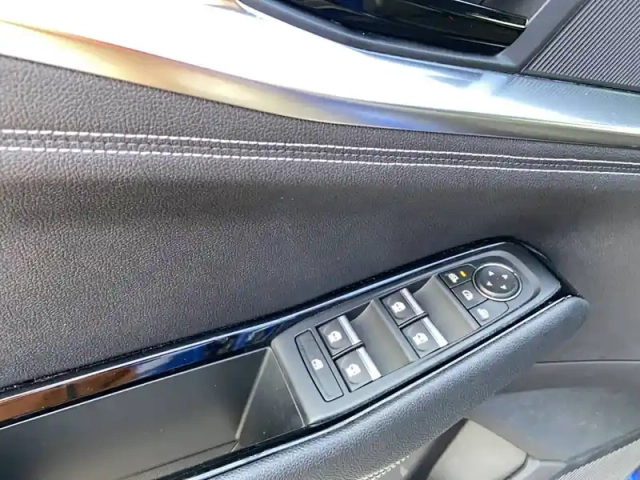 Renault Austral mild hybrid 160 auto — photo 11