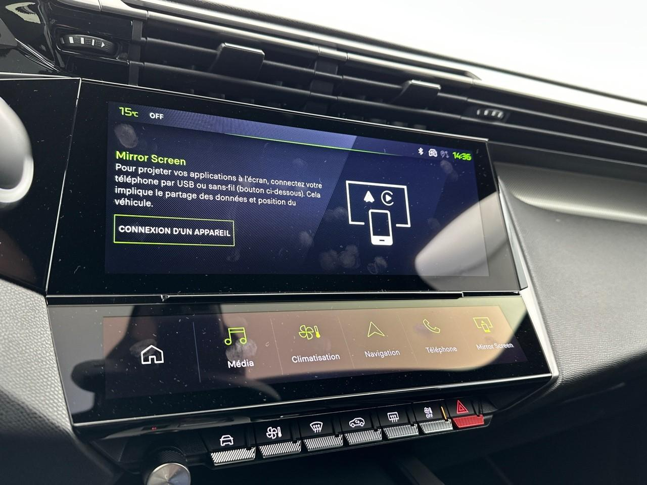 Peugeot 408 hybrid 145 e-dcs6 gt — photo 27