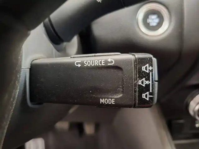Renault Captur tce 90 - 21 — photo 35