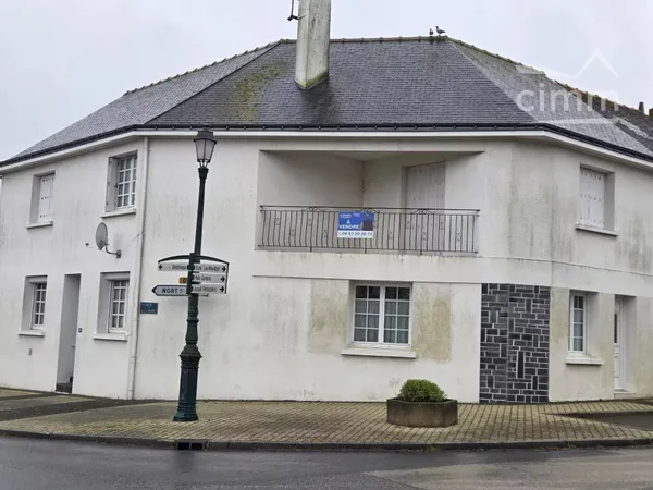Maison de bourg de 176m² environ sur le secteur de Trans sur Erdre