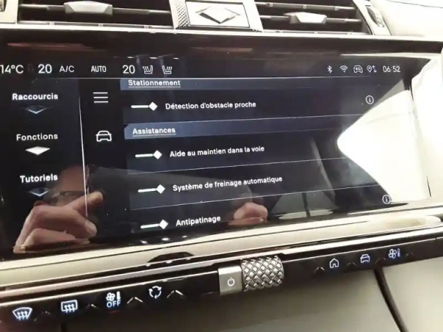 Ds Ds 7 hybride rechargeable e-tense 300 eat8 4x4 — photo 26