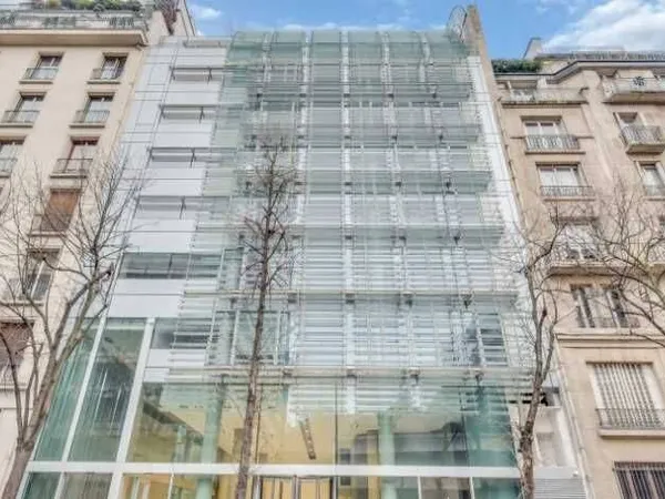 Bureaux 6445 m²