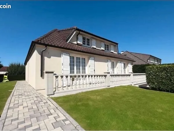 Grande maison individuelle Heillecourt