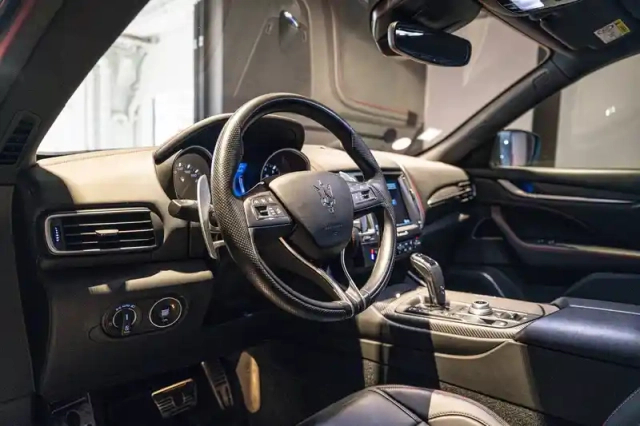 Maserati Levante 3.0 v6 bi-turbo 350 q4 — photo 9
