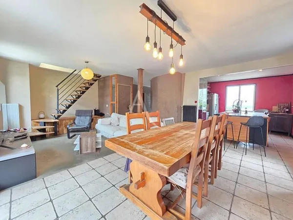 Maison 7 pièces 123 m²