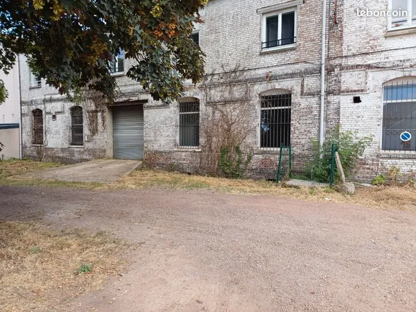 Local - Entrepot 330m2
