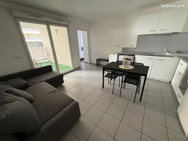 T2 de 40 m² avec terrasse et parking, résidence BBC 2014, DPE B